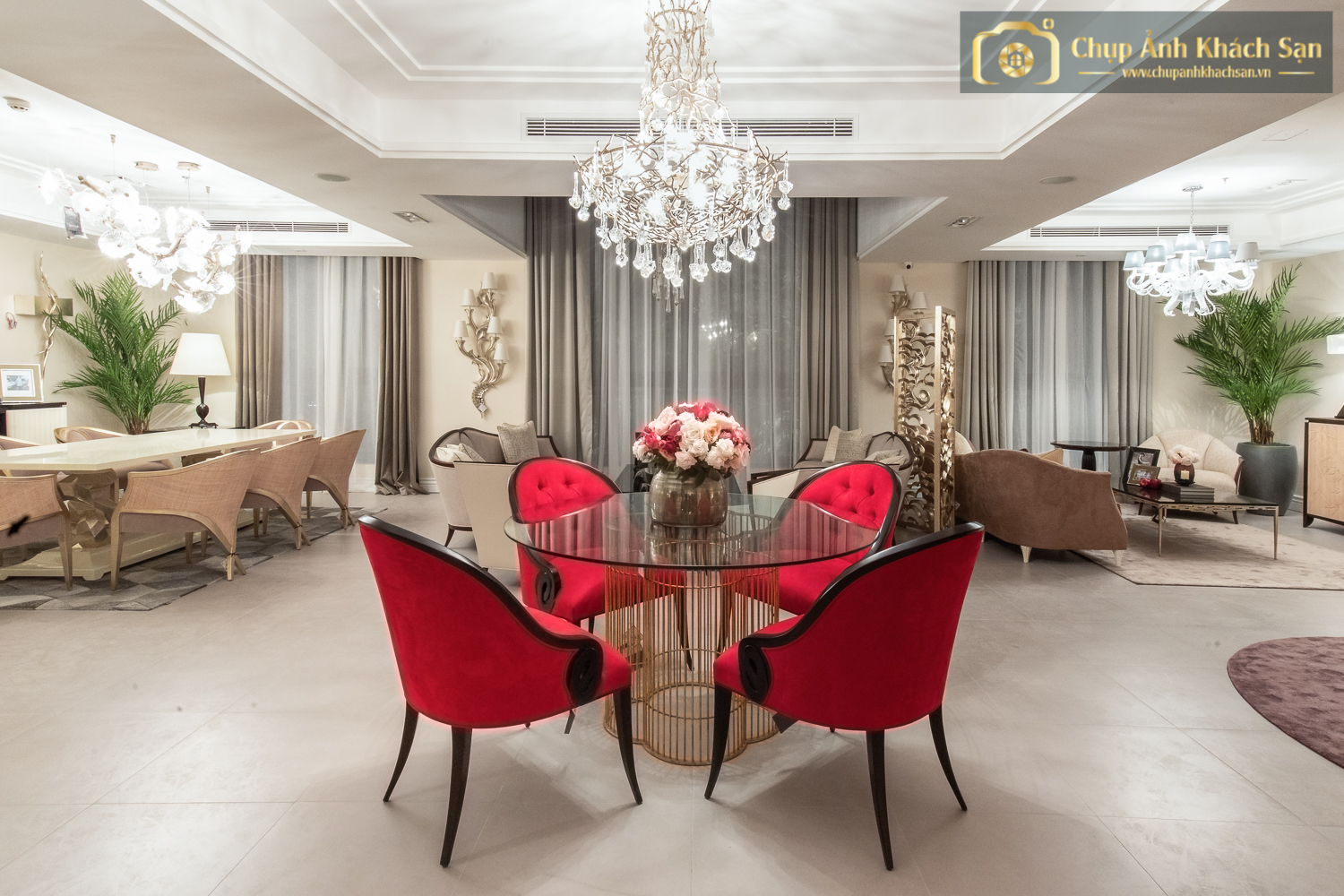 Dịch Vụ Chụp ảnh Showroom ở TPHCM – Chụp hình văn phòng đẹp