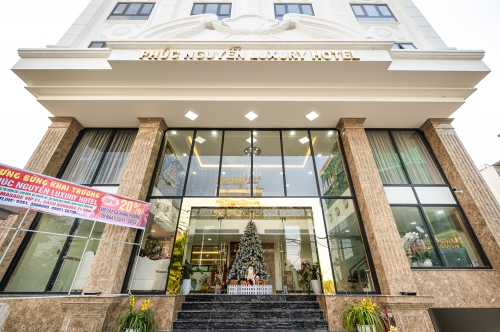 Khách Sạn Phúc Nguyễn Luxury