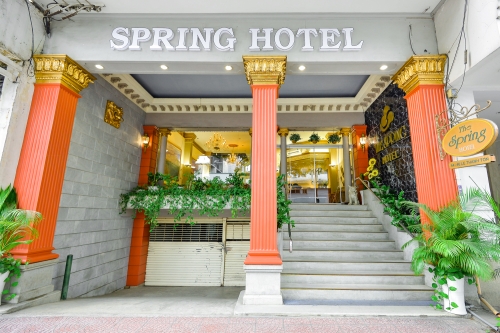 Khách Sạn SPRING